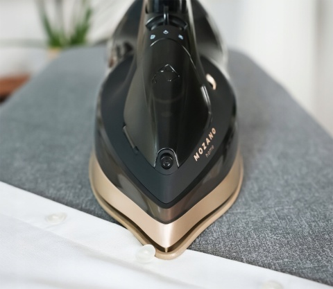 Żelazko parowe Mozano Perfect Smooth 3200W z ceramiczną stopą, ANTI-DRIP