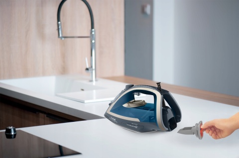 Żelazko parowe Tefal Ultragliss Plus FV6842, 2800W, mocny wyrzut pary