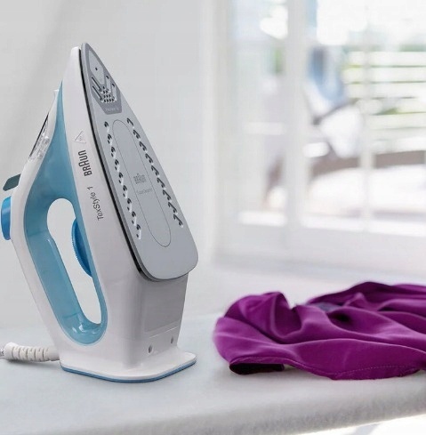 Żelazko parowe Braun TexStyle 1 SI1050 2000W, ceramiczna stopa, 35 sek.