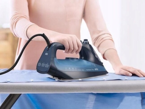 Żelazko parowe Braun TexStyle 7 Pro SI7160BL 3000W z funkcją Auto-Off