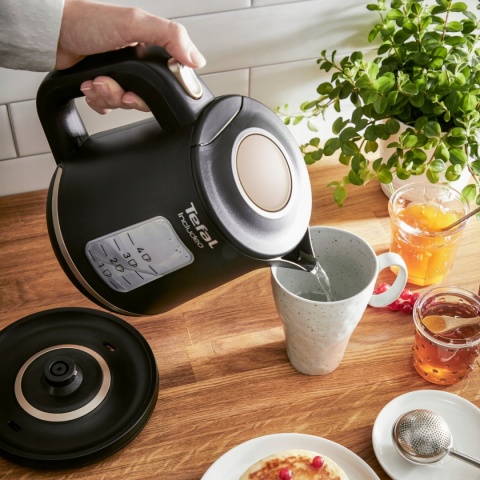 Czajnik elektryczny Tefal Includeo 2400W, 1L, obrotowa podstawka, czarny
