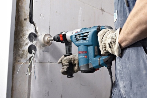 Młotowiertarka SDS-Plus Bosch GBH 4-32 900W 5J - Lekka i Wydajna