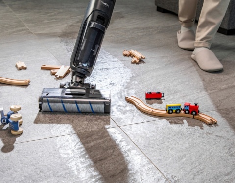 ODKURZACZ 2W1 BEZPRZEWODOWY MYJĄCY ROLKĄ SZORUJĄCĄ TEFAL X-CLEAN 4 GF5035