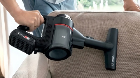 ODKURZACZ PIONOWY BOSCH BCS711EXT 18V 360° BEZPRZEWODOWY TURBOSZCZOTKA LED