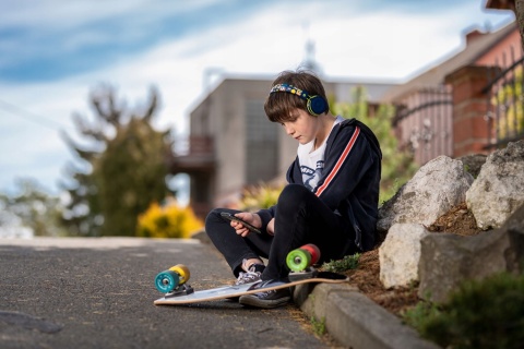 BEZPRZEWODOWE SŁUCHAWKI BLUETOOTH NIEBIESKIE DLA DZIECI Z MIKROFONEM GOGEN