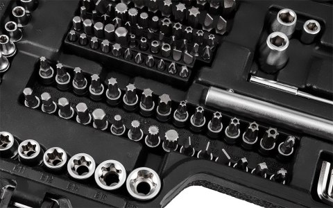 Zestaw Kluczy Nasadowych Płasko Oczkowych 220El Neo Tools W Walizce