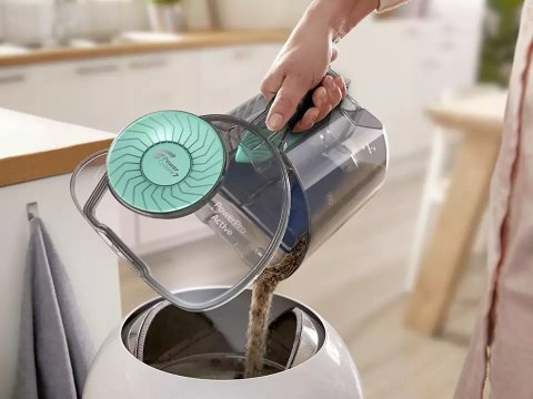 Odkurzacz Bezworkowy 900W Hepa Z Nasadką Triactive+ I Turboszczotką
