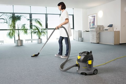 Odkurzacz KäRcher T 10/1 700W 10L Z Fizelinową Torebką, Kompaktowy