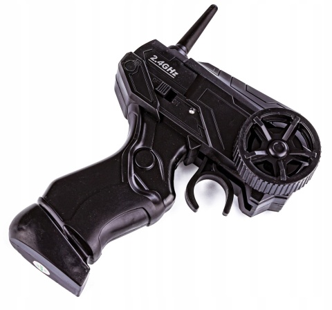 ZDALNIE STEROWANE AUTO DRIFT 4X4, NISSAN GT-R, PILOT 2.4GHZ, AKUMULATOR