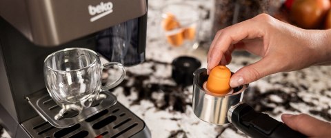 Beko Caffeexperto - Ekspres Do Kawy Ciśnieniowy Kolbowy, 20 Bar, Czarny