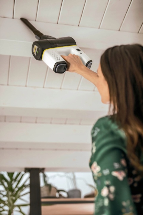 BEZPRZEWODOWY ODKURZACZ PIONOWY BEZWORKOWY LED Z AKUMULATOREM KARCHER VC 6