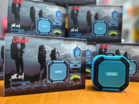 PRZENOŚNY GŁOŚNIK BLUETOOTH IPX7 RADIO FM MICRO SD HANDSFREE Z UCHWYTAMI