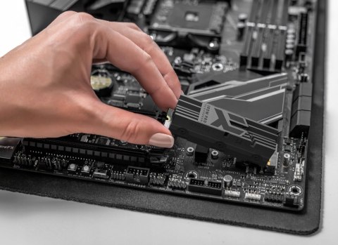 Dysk Ssd Goodram Irdm Pro 1Tb Pcie 4X4 Nvme 1.4 M2 2280 Idealny Do Pc I Ps5