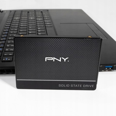 Dysk Ssd Pny Cs900 2Tb 2,5 Cala Sata Iii 550Mb/S 530Mb/S Cichy Wytrzymały