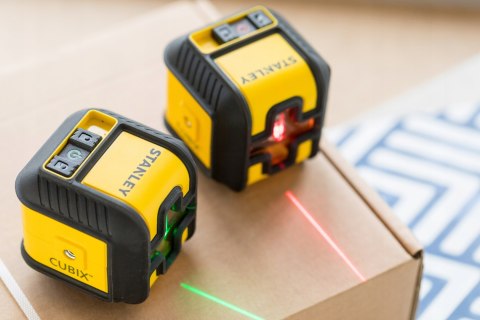 Laser Krzyżowy Stanley Cubix Stht77498 + Zestaw Statyw 100 Cm, Etui I 2Xaa