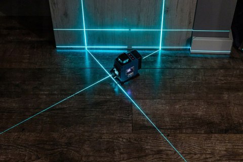Poziomica Laserowa 360° Ip54 4 Okienka 16 Linii Krzyżowy - Zestaw Z Pilotem