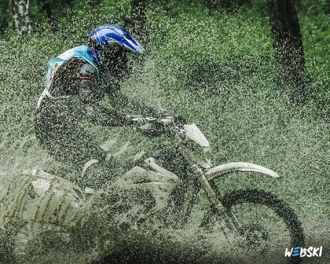 Kamera Sportowa Wifi 1080P Z Akcesoriami Do Motocykli I Rowerów