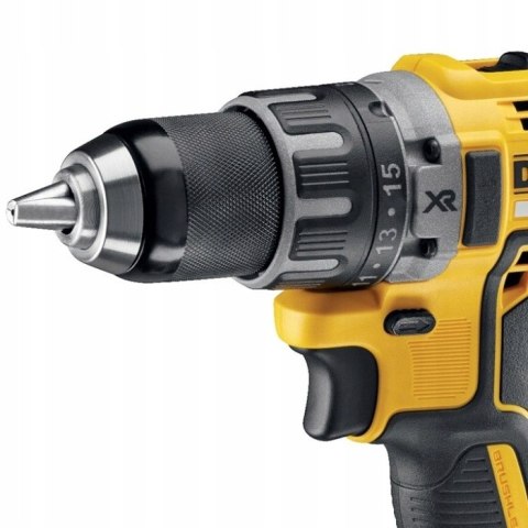 Wiertarko-Wkrętarka Dewalt 18V Xr Bez Udaru 70Nm Akum 5.0Ah + Ładowarka