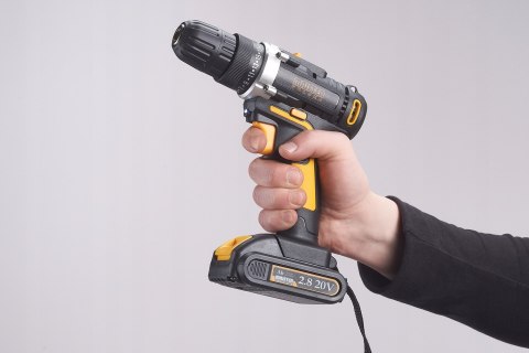 Mocna Wiertarko-Wkrętarka 20V Majster Polska 2Xaku Led Walizka Ergonomiczna