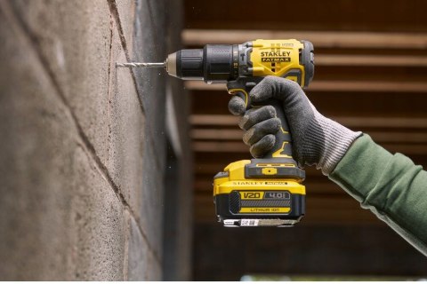 Stanley Sfmcd715d2k Bezszczotkowa Wiertarko-Wkrętarka 18V 60Nm 2X Aku Kufer