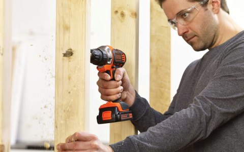 Wiertarko-Wkrętarka Multievo 18V 2X1,5Ah 10 Ustawień + Walizka Black Decker