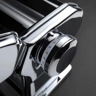 MASZYNKA DO MAKARONU I CIASTA MARCATO ATLAS 150 DESIGN 10 STOPNI WAŁKOWANIA