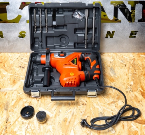 MŁOTOWIERTARKA SDS PLUS 1500W K-MW1500B2 - DO BETONU I CEGŁY, Z WALIZKĄ