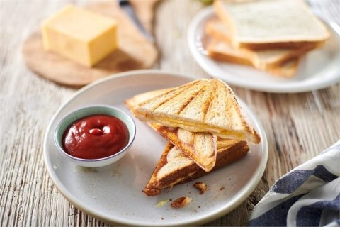 Toster Opiekacz Do Kanapek Sandwiche Grzanki 600W Esperanza Do Kuchni I Śniadań