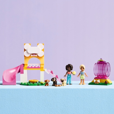 LEGO FRIENDS 42665 - PLAC ZABAW DLA PSÓW, 2 MINILALECZKI, 3 PSY, AKCESORIA