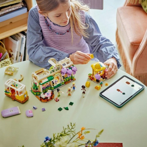 LEGO FRIENDS ZIELONA KAWIARNIA I KWIACIARNIA 1138EL TRAMWAJ 4 LALKI ZABAWA