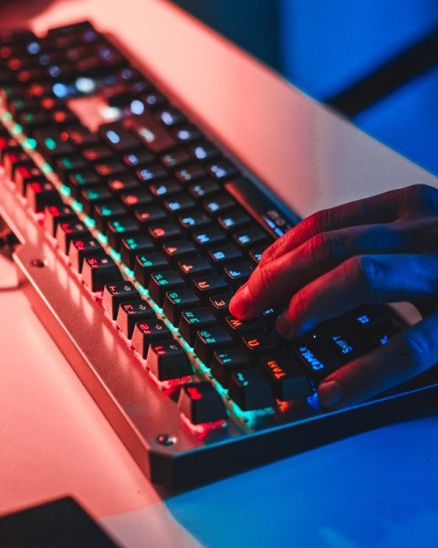 Klawiatura Gamingowa Mechaniczna Podświetlana Rgb Dla Graczy