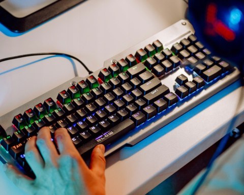 Klawiatura Gamingowa Mechaniczna Podświetlana Rgb Dla Graczy
