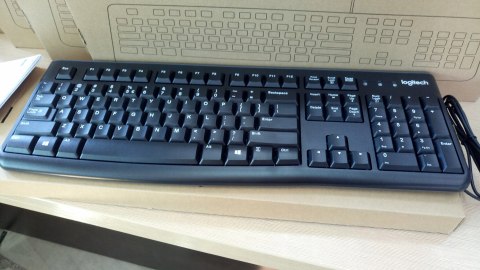 Logitech K120 Czarna Przewodowa Usb 920-002479 Do Biura Komputera Biznesowa