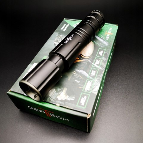 Latarka Led Taktyczna Wojskowa Usb Mocna Gertech Czarna Mocna