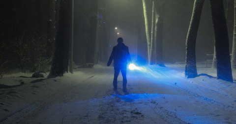 Latarka Taktyczna Led Cree Mocna T6 Zoom Usb Etui Czarna Mocna