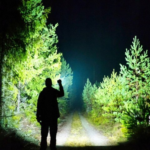 Mocna Latarka Taktyczna Led Xhp90 Zoom Survivalowa Cree Akumulatorowa Usb