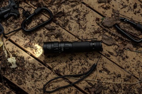 Latarka Led Taktyczna Akumulatorowa Szperacz Usb-C Mocna 1500Lm Pro Vayox