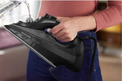 Żelazko Parowe 2600W Czarne, Strumień Pary 200G/Min, Stopa Steamglide Plus