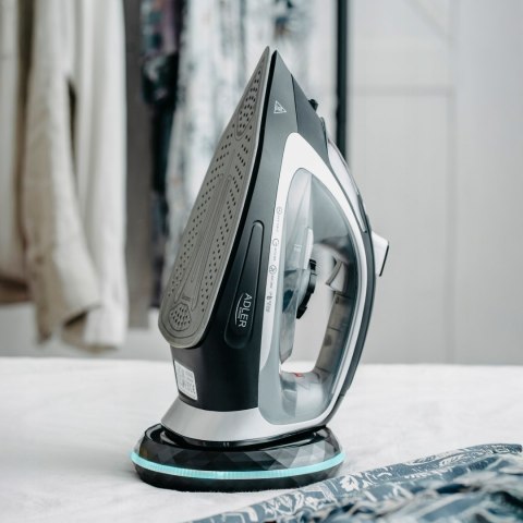 Żelazko Parowe Adler 2800W - Bez/Przewodowe, Ceramiczna Stopa, 2 Tryby