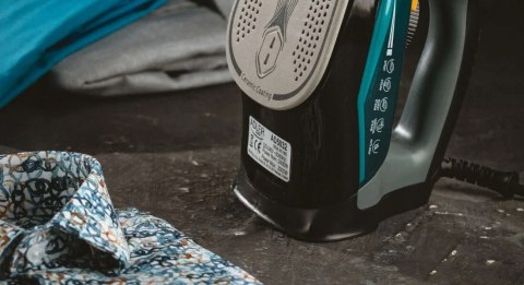 Żelazko Parowe Adler Ad 5032 3000W Ceramika Stopa Regulacja/Uderzenie Pary